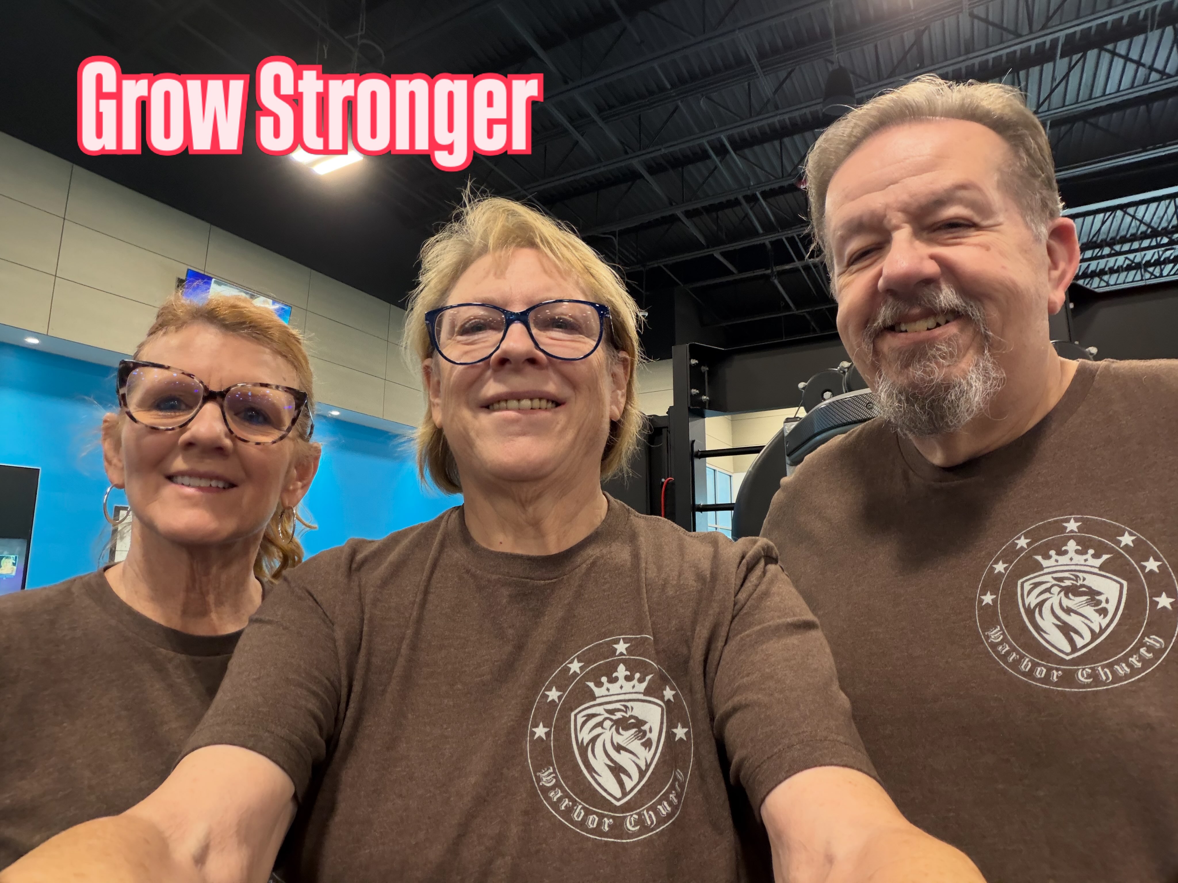 Pastor Mark, Faith, and her sister wore The Harbor Church “Grow Stronger” t-shirts at the gym! Be God’s billboard in your sphere of influence! #tshirt #stronger #grow #gym #workout @harborchurch_tampa @markmaiville @femaiville