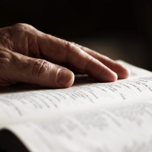 senior-bible-study-image